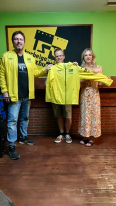 Neue Trainingsjacken